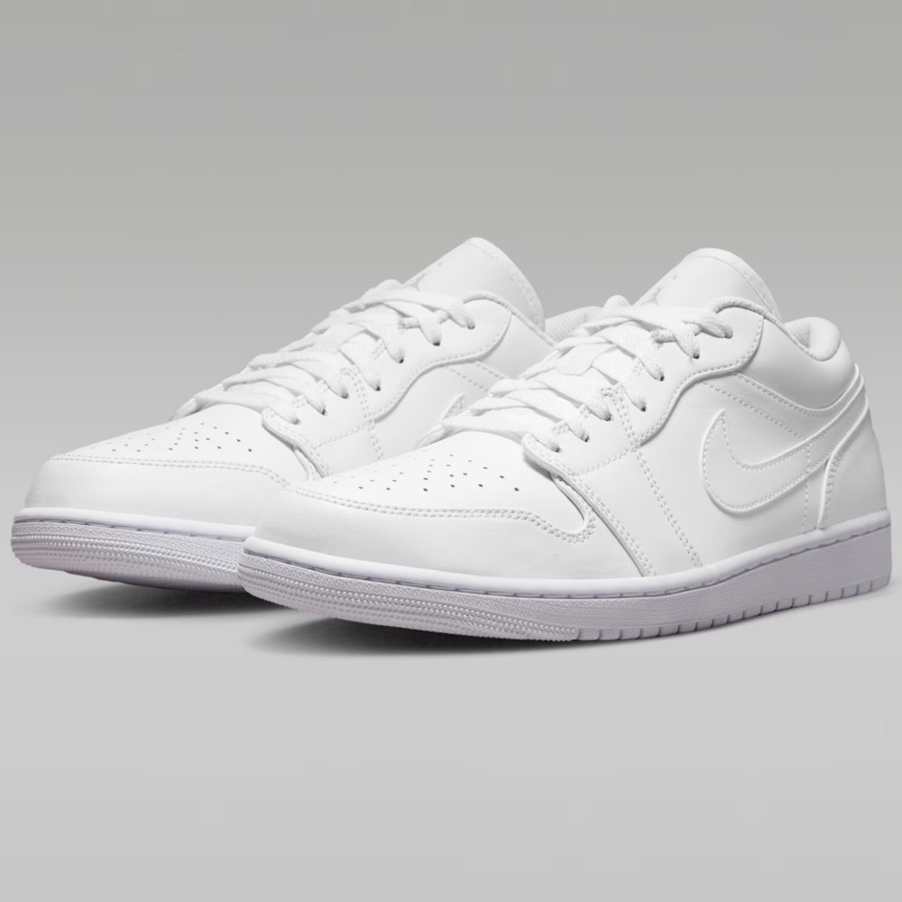 Jordan 1 Low White Sneakers